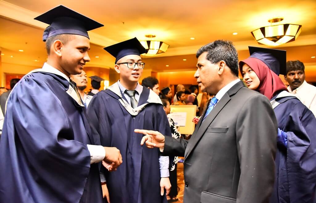 sidemenu_alumni 1 YPC Alumni