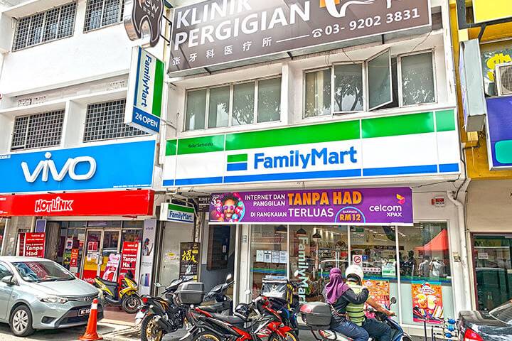 Family Mart